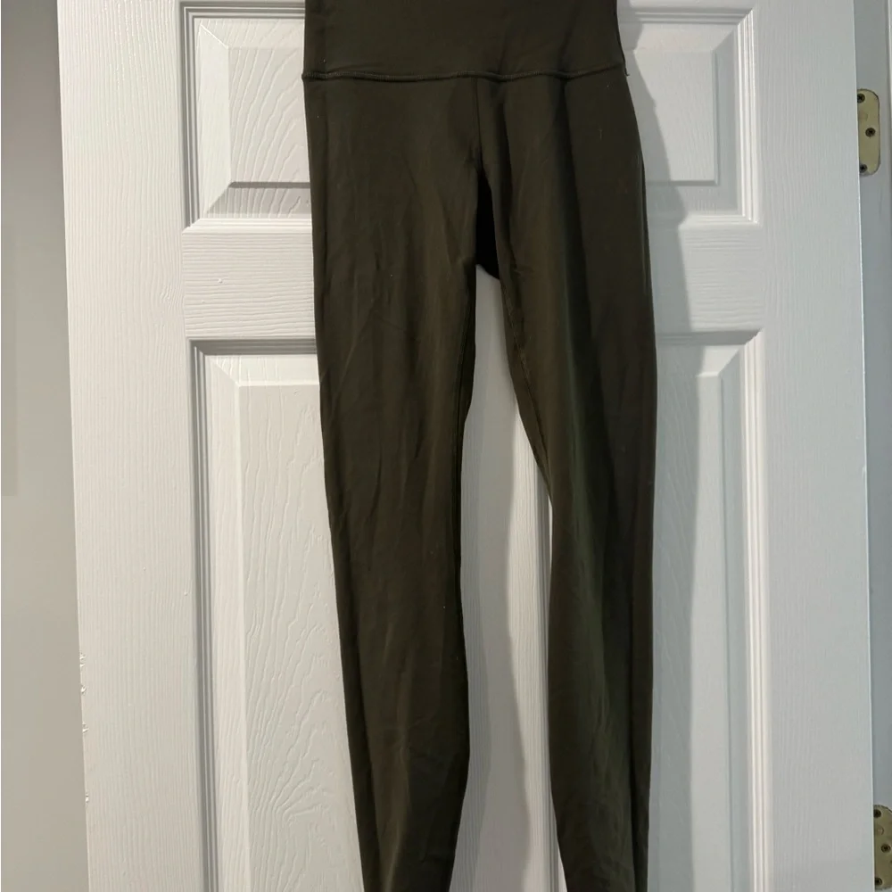 lululemon athletica Forest Green Leggings - Picture 2 of 4